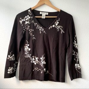 091. Jones New York Brown Floral Embroidered V-Neck Sweater